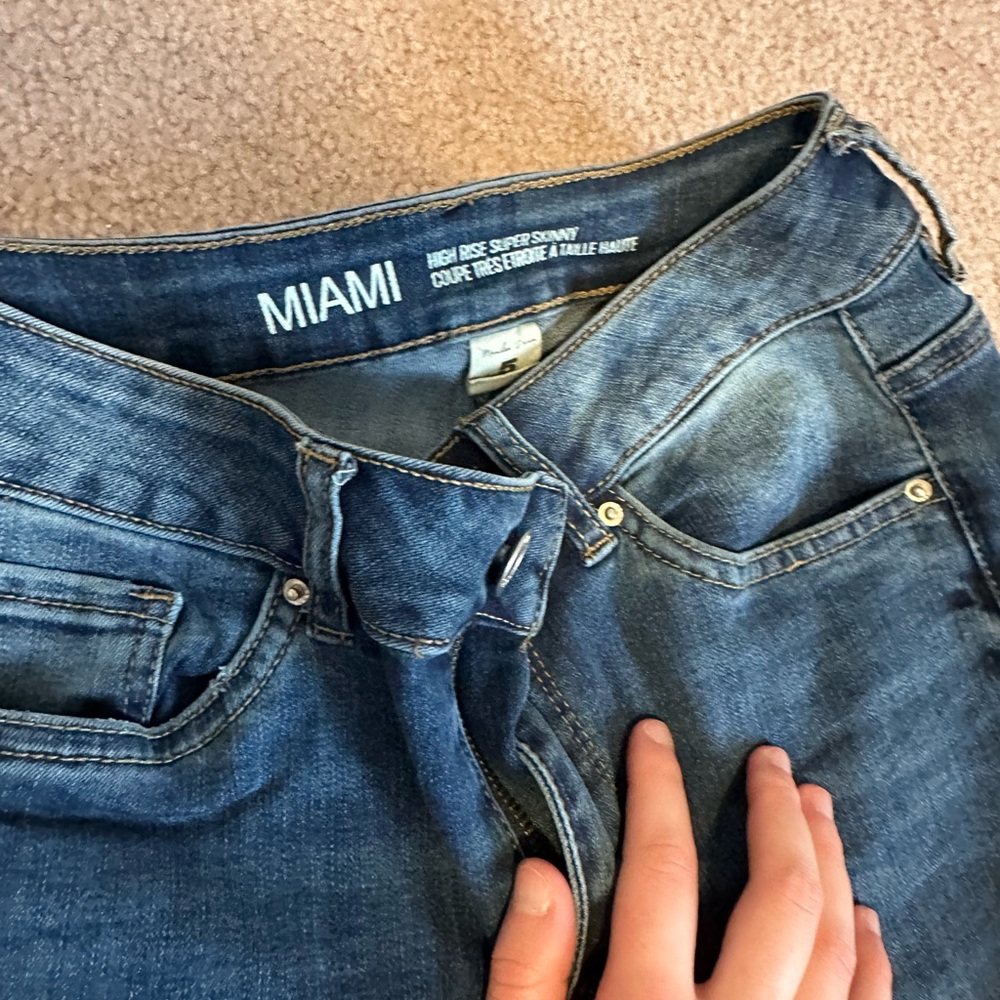 Miami size 5 blue jeans